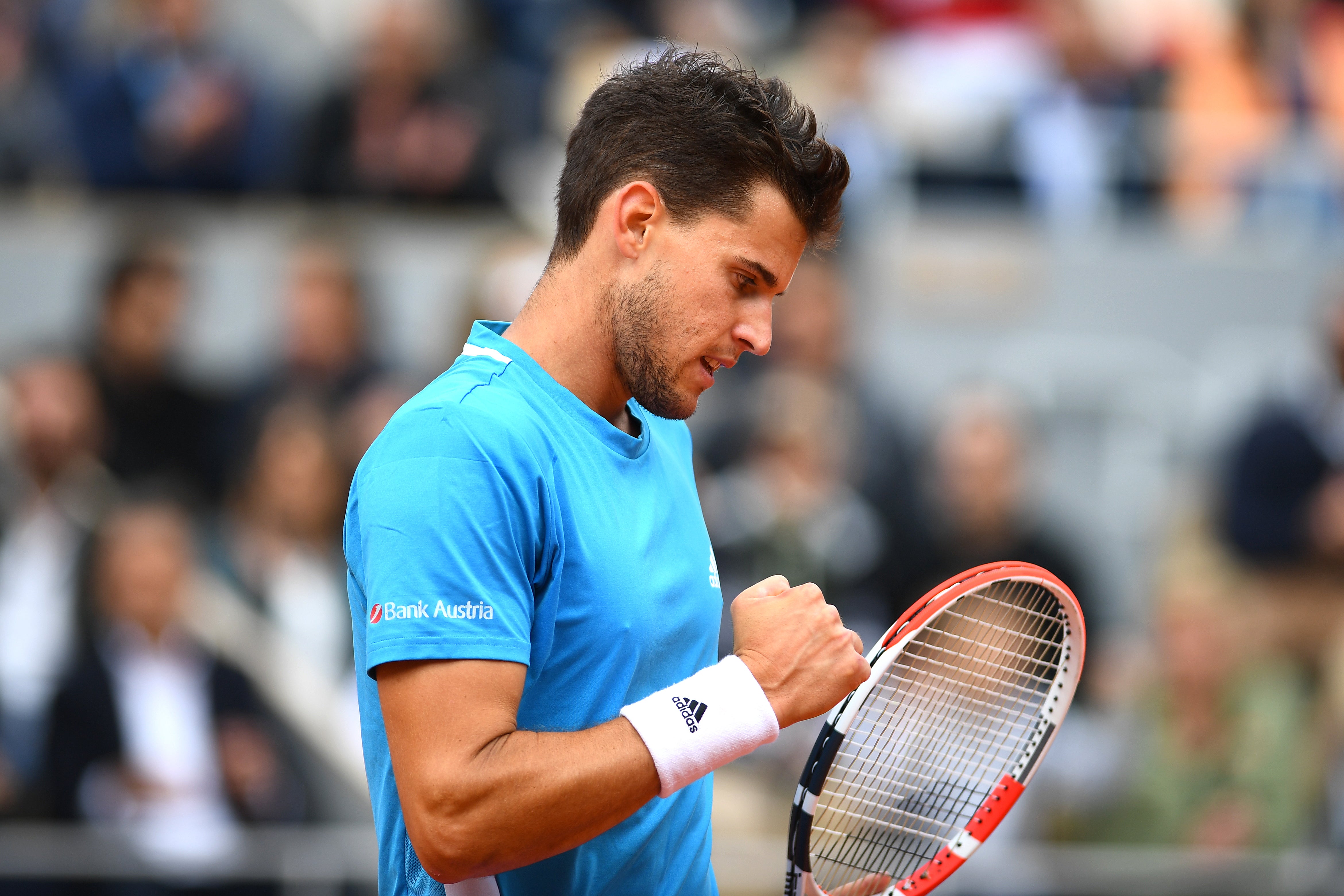 Thiem gana a Djokovic en cinco sets y se medirá a Nadal en la final de Roland Garros Thiem gana a Djokovic en cinco sets y se medirá a Nadal en la final de Roland Garros