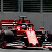 Vettel, a bordo de su Ferrari