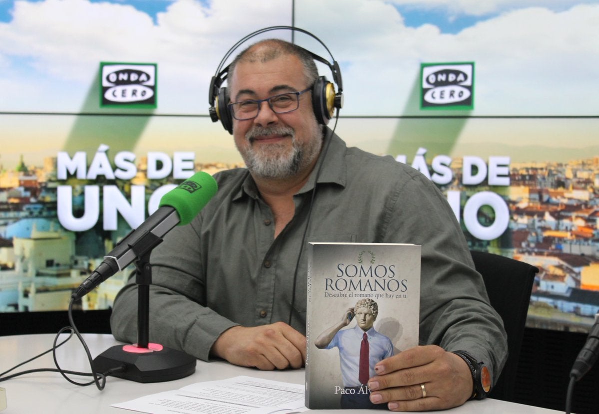 Paco Álvarez: "De los romanos hemos heredado hasta la depilación" Paco Álvarez: "De los romanos hemos heredado hasta la depilación"