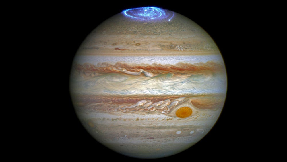 Auroras en la atmósfera de Júpiter. 30-06-2016