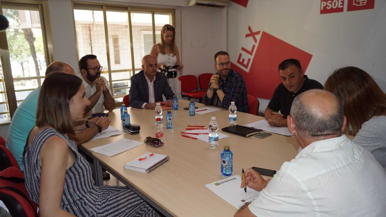 PSOE y Compromís siguen sin cerrar un acuerdo de gobierno en Elche PSOE y Compromís siguen sin cerrar un acuerdo de gobierno en Elche
