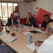 Reunión de las comisiones negociadoras en Elche de PSOE y Compromís per Elx.