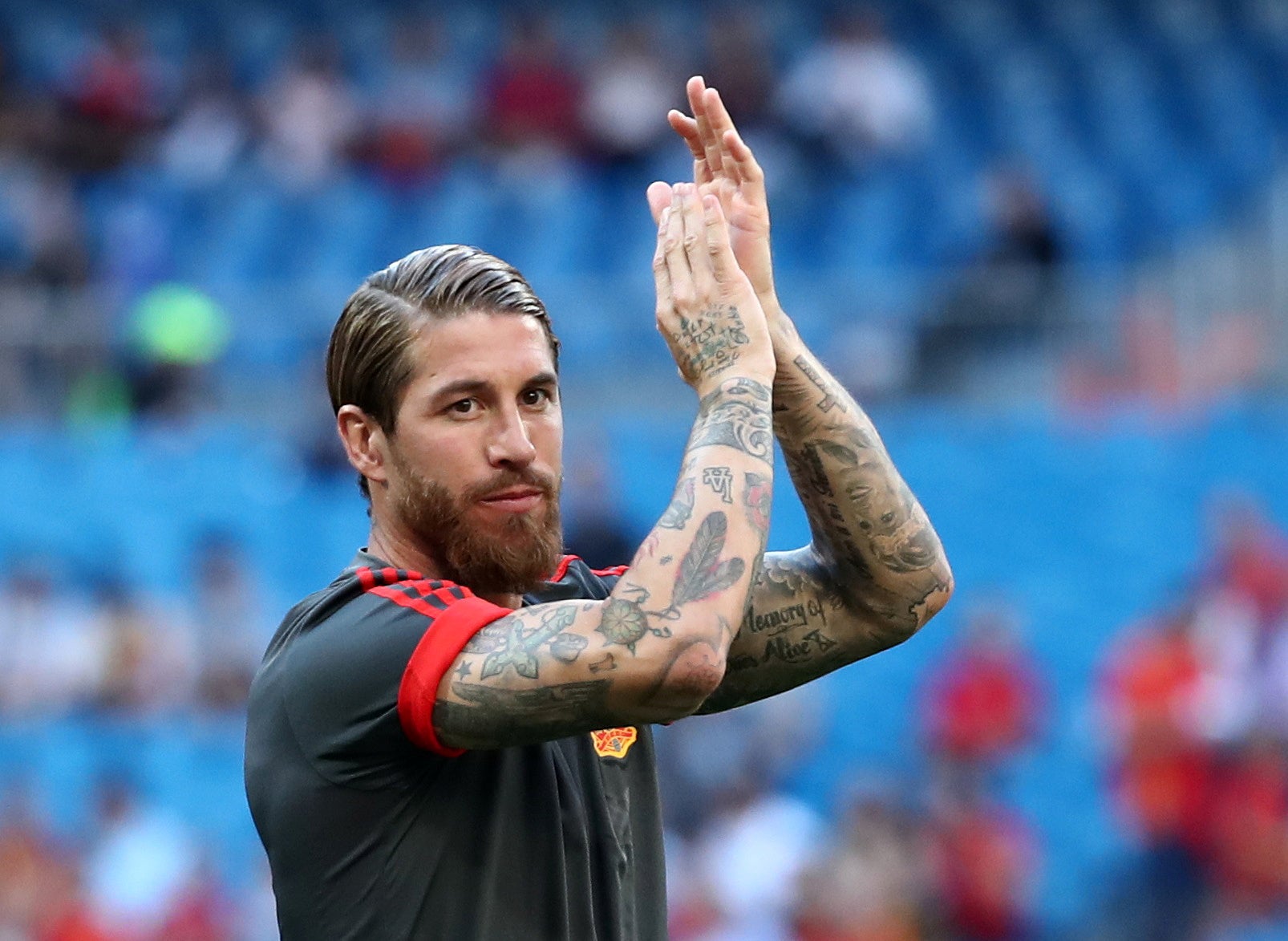Homenaje a Sergio Ramos por su récord de victorias internacionales antes del partido contra Suecia Homenaje a Sergio Ramos por su récord de victorias internacionales antes del partido contra Suecia