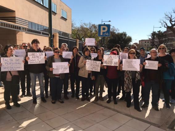 CGT mantiene la concentración del lunes a pesar de las 2 plazas que ofrece Conselleria para la Biblioteca Rafalafena CGT mantiene la concentración del lunes a pesar de las 2 plazas que ofrece Conselleria para la Biblioteca Rafalafena