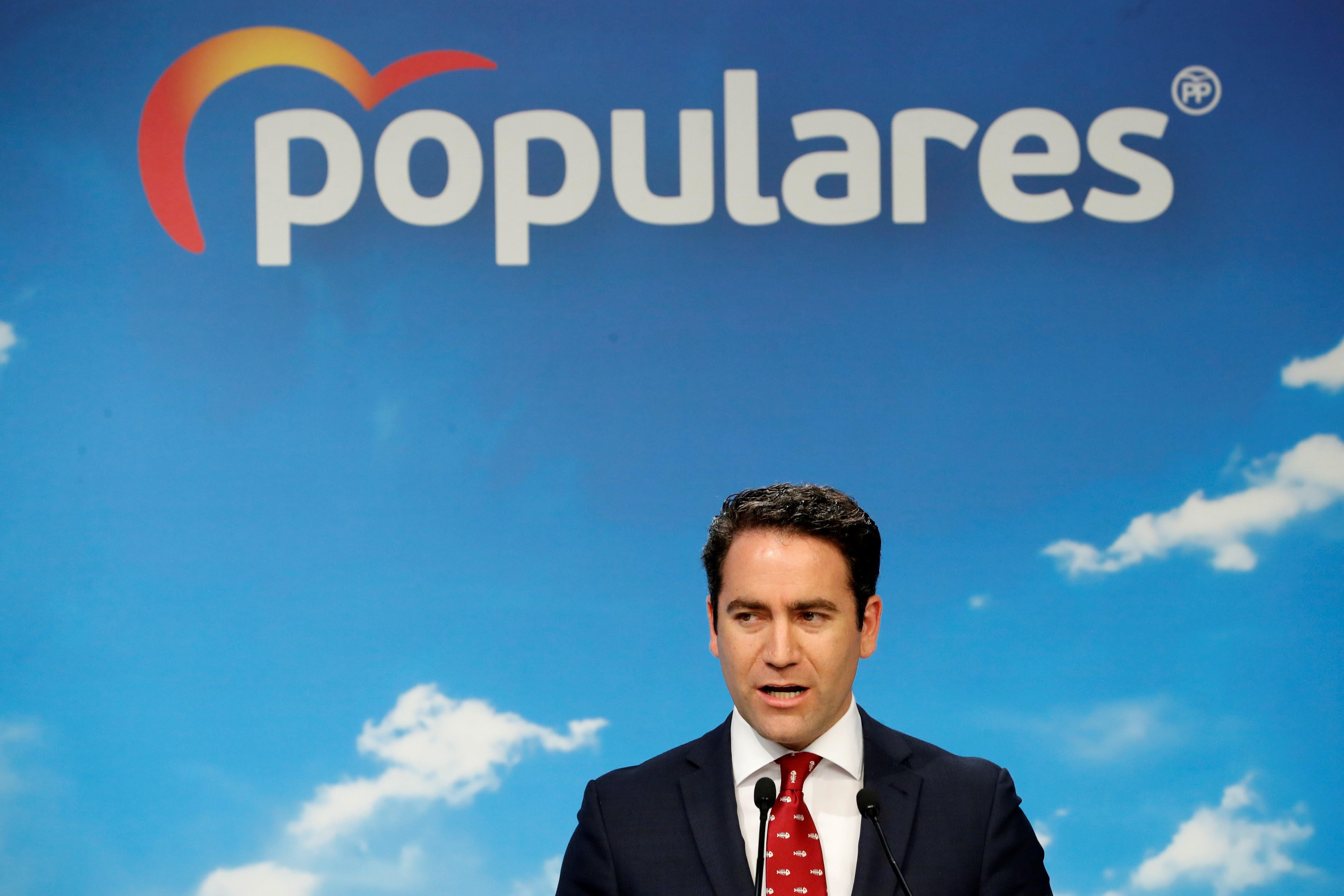 Las preguntas de Amón: "¿Os sorprendió la velocidad con la que la desautorizó Génova a Díaz Ayuso?" Las preguntas de Amón: "¿Os sorprendió la velocidad con la que la desautorizó Génova a Díaz Ayuso?"