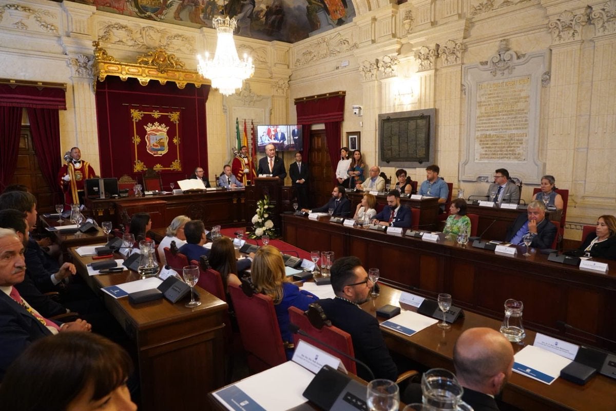Gobierno de coalición PP-Ciudadanos: la nueva realidad en la Casona Gobierno de coalición PP-Ciudadanos: la nueva realidad en la Casona