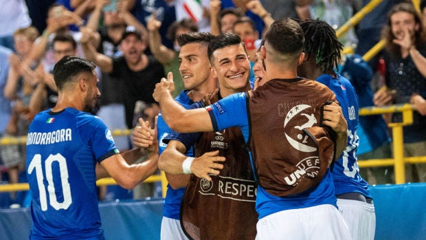 Italia celebra un gol Italia celebra un gol