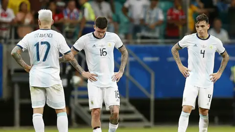 Los jugadores de Argentina, cabizbajos Los jugadores de Argentina, cabizbajos