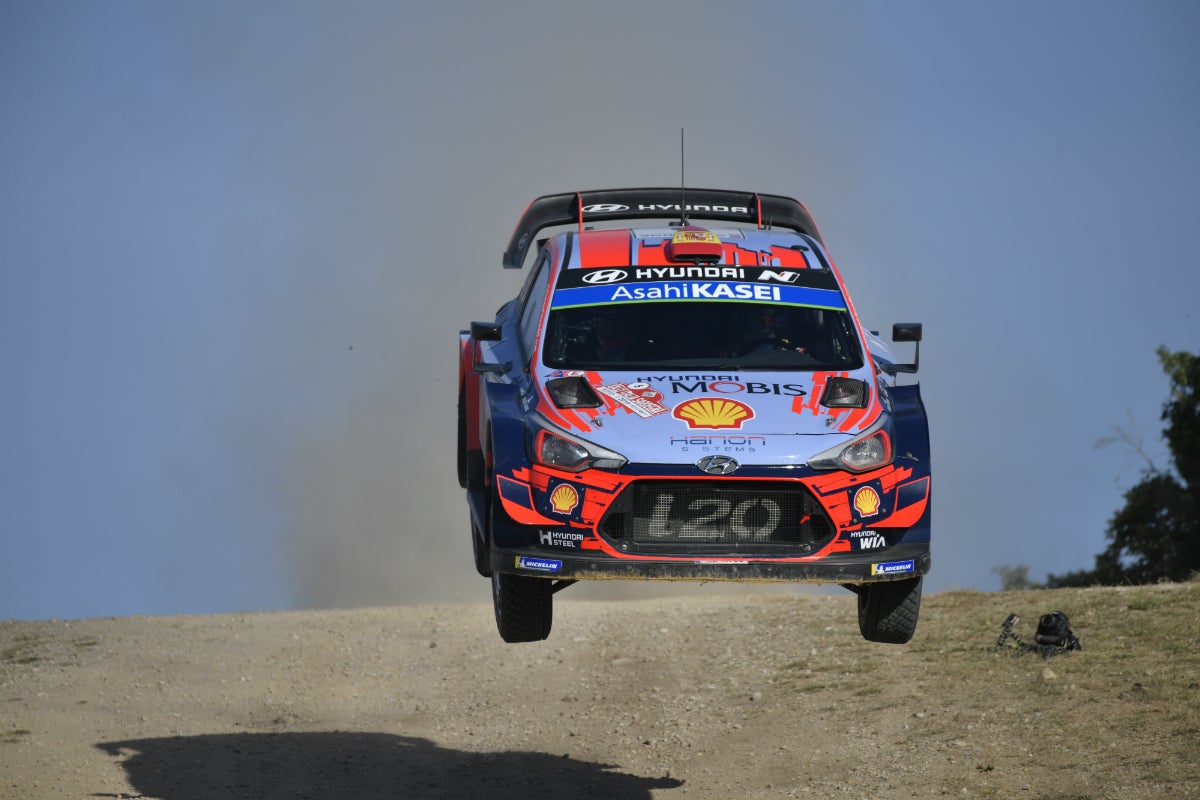 Dani Sordo: "Me hubiera gustado tener alguna victoria más pero si sigo aquí trabajando por algo será.” episode artwork