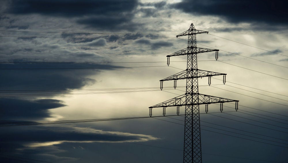 Tobías Moreno: "Aún quedan familias que no han recibido el servicio eléctrico en Argentina" Tobías Moreno: "Aún quedan familias que no han recibido el servicio eléctrico en Argentina"