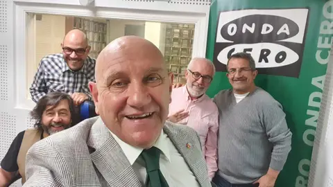 Tertulianos de Ourense en la Onda Tertulianos de Ourense en la Onda