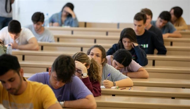 Más de 1.200 estudiantes de Baleares se presentan a la selectividad en julio Más de 1.200 estudiantes de Baleares se presentan a la selectividad en julio