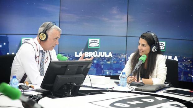 Rocío Monasterio: "El acuerdo habla de concejalías de gobierno y no de distritos; sólo pedimos cumplir lo pactado" Rocío Monasterio: "El acuerdo habla de concejalías de gobierno y no de distritos; sólo pedimos cumplir lo pactado"