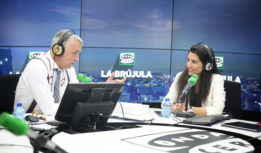 Rocío Monasterio: "El acuerdo habla de concejalías de gobierno y no de distritos; sólo pedimos cumplir lo pactado" Rocío Monasterio: "El acuerdo habla de concejalías de gobierno y no de distritos; sólo pedimos cumplir lo pactado"