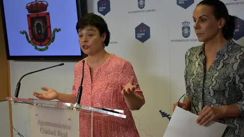 Pilar Zamora y Eva María Masías Pilar Zamora y Eva María Masías
