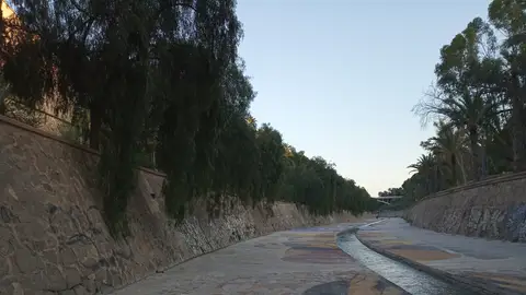 Ladera del río Vinalopó en Elche. Ladera del río Vinalopó en Elche.
