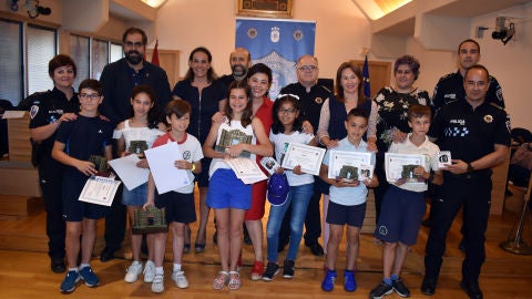 El Ayuntamiento ha entregado los premios del Concurso Infantil de Educaci&oacute;n Vial