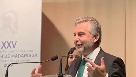 Carlos Alsina en la entrega del premio Madariaga Carlos Alsina en la entrega del premio Madariaga