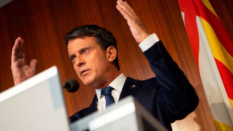 Manuel Valls durante la rueda de prensa en la que ha cargado duramente contra Ciudadanos