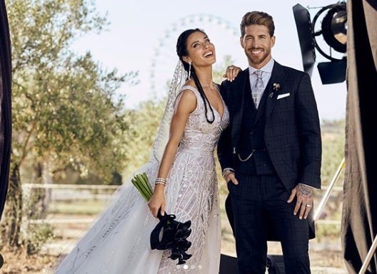 Nuevas imágenes de la boda de Sergio Ramos y Pilar Rubio: El impresionante vídeo que la pareja ha compartido en redes sociales Nuevas imágenes de la boda de Sergio Ramos y Pilar Rubio: El impresionante vídeo que la pareja ha compartido en redes sociales