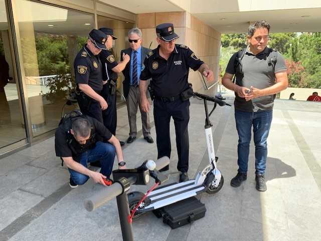 La Policía Local de Elche se dota de un software para controlar los patinetes eléctricos La Policía Local de Elche se dota de un software para controlar los patinetes eléctricos