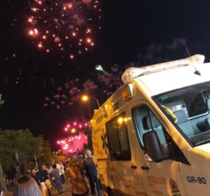 Imagen de una ambulancia de Protección Civil en la feria de Granada Imagen de una ambulancia de Protección Civil en la feria de Granada