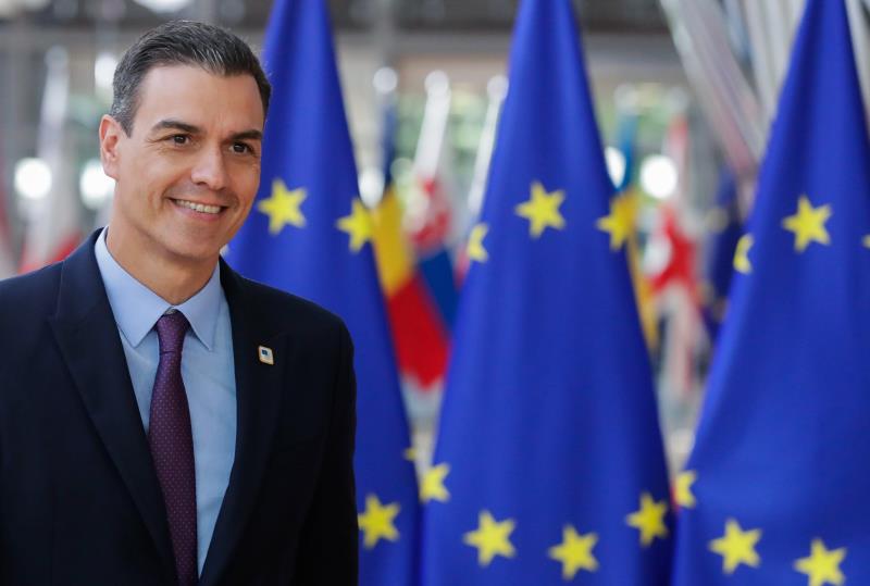 Sánchez condena los insultos y "el machismo" del dirigente de Vox en Murcia hacia Delgado Sánchez condena los insultos y "el machismo" del dirigente de Vox en Murcia hacia Delgado