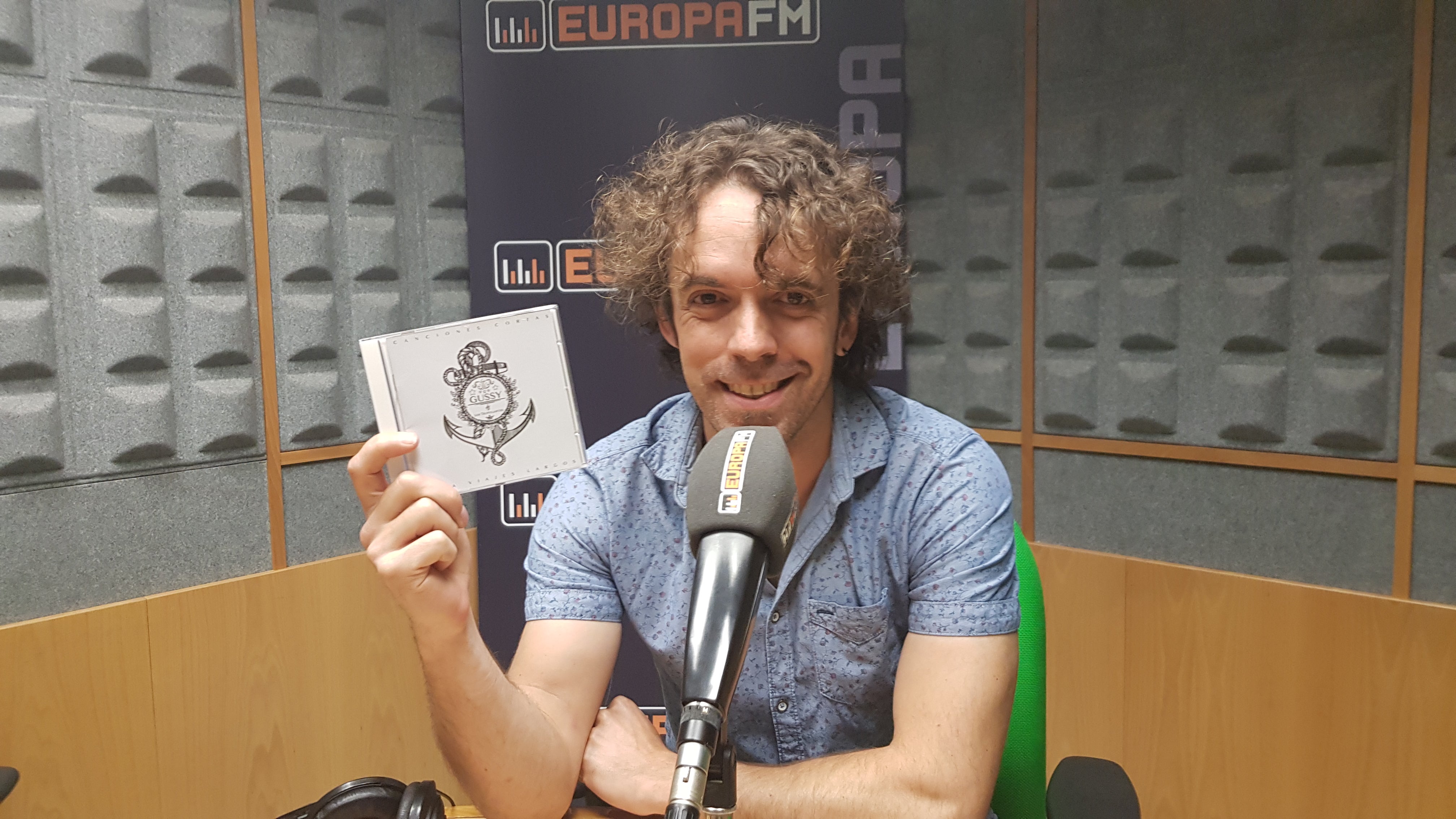 Gussy presenta su cuarto cd "Canciones cortas para viajes largos" Gussy presenta su cuarto cd "Canciones cortas para viajes largos"