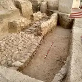 Restos de la muralla de la época íbera encontrada en el yacimiento de La Alcudia de Elche. Restos de la muralla de la época íbera encontrada en el yacimiento de La Alcudia de Elche.