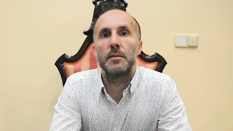 Gónzalo Pérez Jácome, alcalde de Ourense O novo alcalde de Ourense, Gonzalo Pérez Jácome, no seu despacho do Concello de Ourense