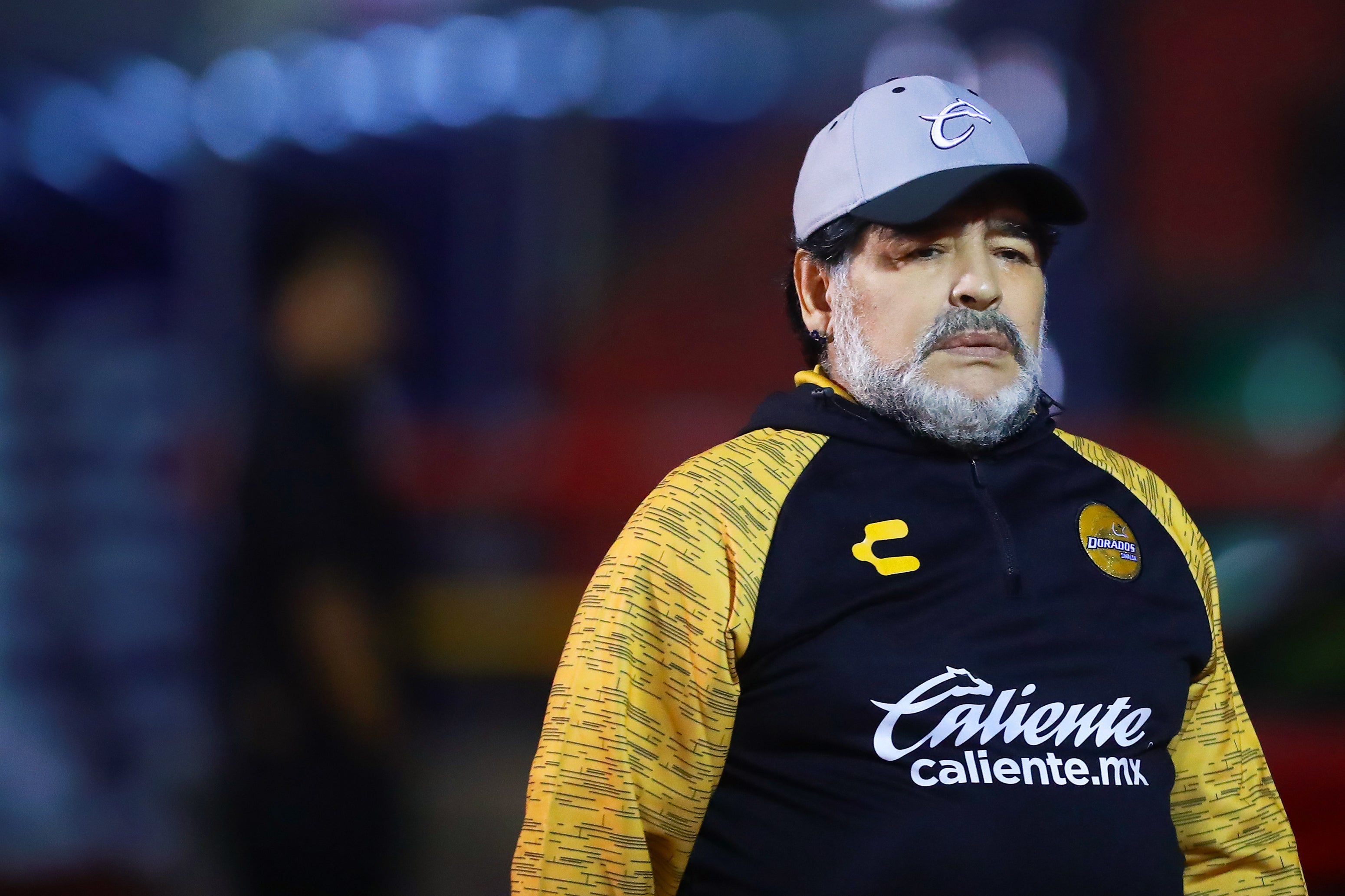 Maradona niega los rumores sobre su salud: "No me estoy muriendo, mienten, no saben lo que quiere decir la palabra alzheimer" Maradona niega los rumores sobre su salud: "No me estoy muriendo, mienten, no saben lo que quiere decir la palabra alzheimer"