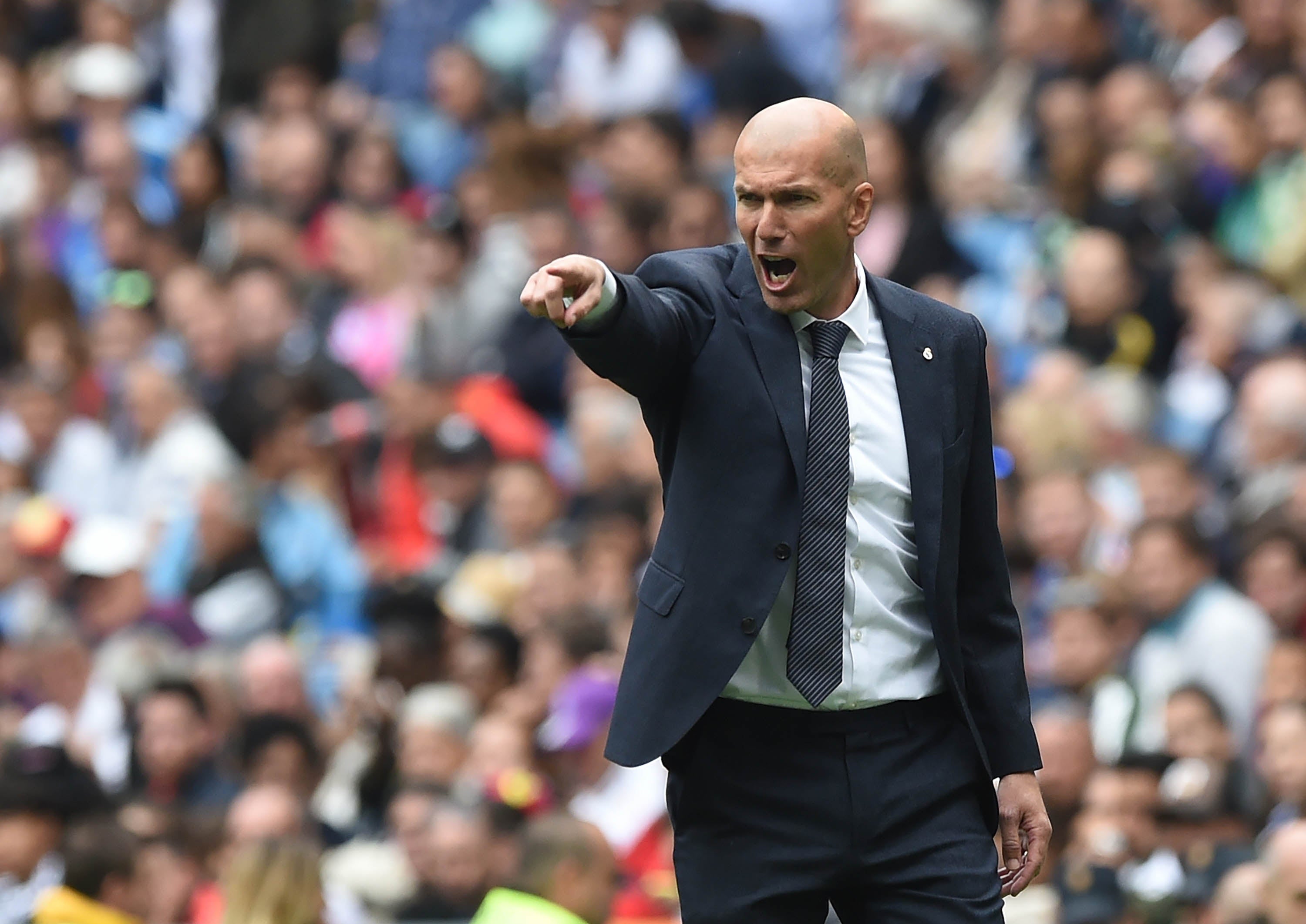 Zidane: "Yo también estoy emocionado con los fichajes" Zidane: "Yo también estoy emocionado con los fichajes"