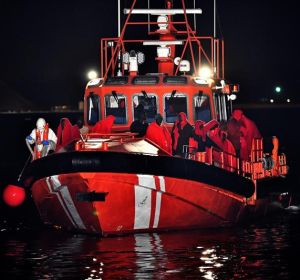 Salvamento Marítimo en el mar de Alborán Salvamento Marítimo en el mar de Alborán