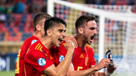 Fabi&aacute;n celebra un gol con Espa&ntilde;a
