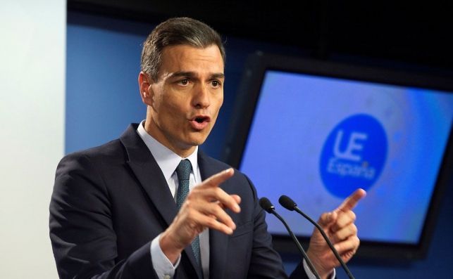 Personas físicas: Pedro Sánchez ha ido a Japón para estudiar el 'teatro nō' Personas físicas: Pedro Sánchez ha ido a Japón para estudiar el 'teatro nō'