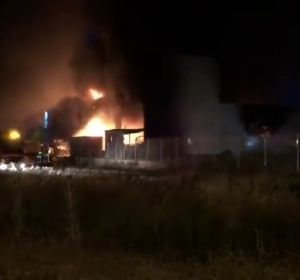 Registrado un incendio en una nave industrial en Alcalá de Henares Registrado un incendio en una nave industrial en Alcalá de Henares