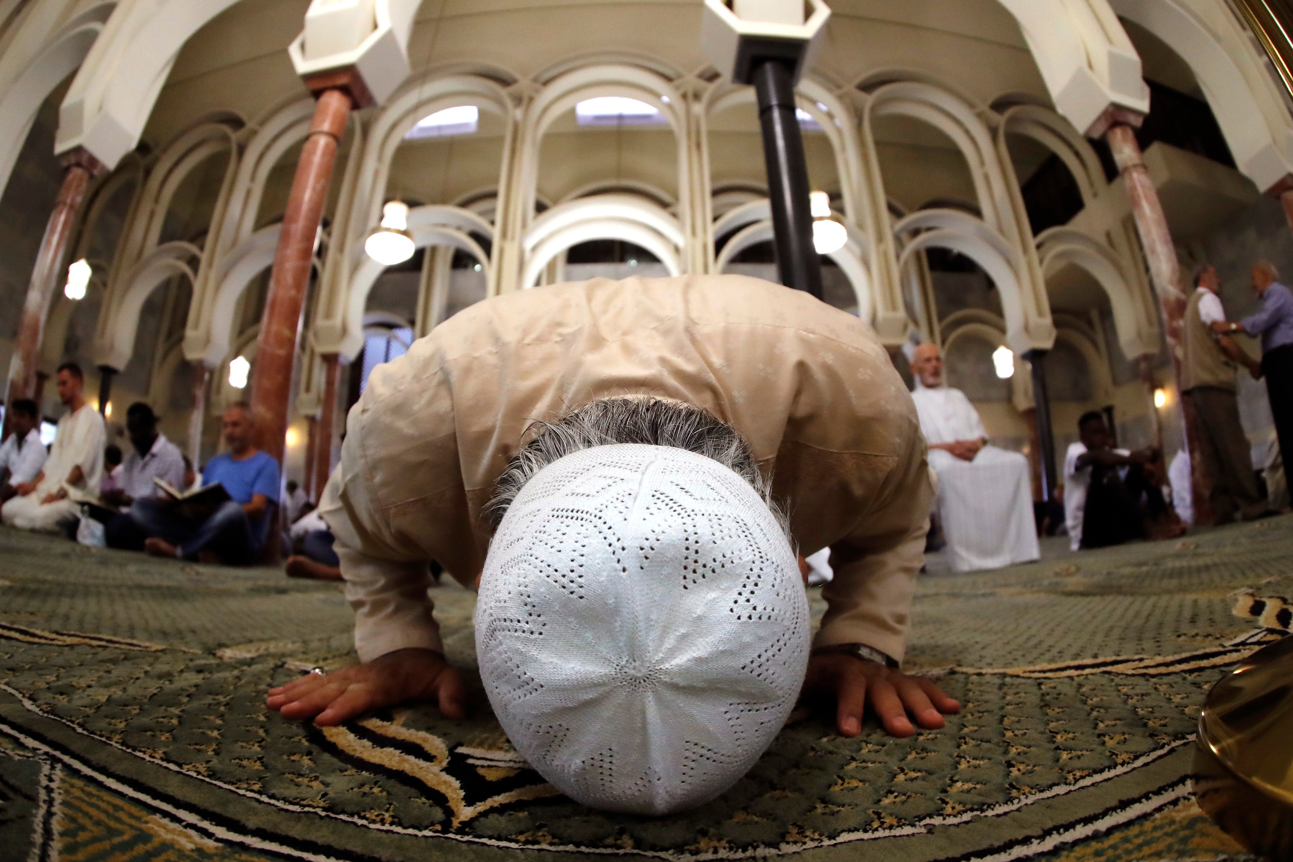 12 años de cárcel para un imán de una mezquita por violar a un alumno del Corán 12 años de cárcel para un imán de una mezquita por violar a un alumno del Corán