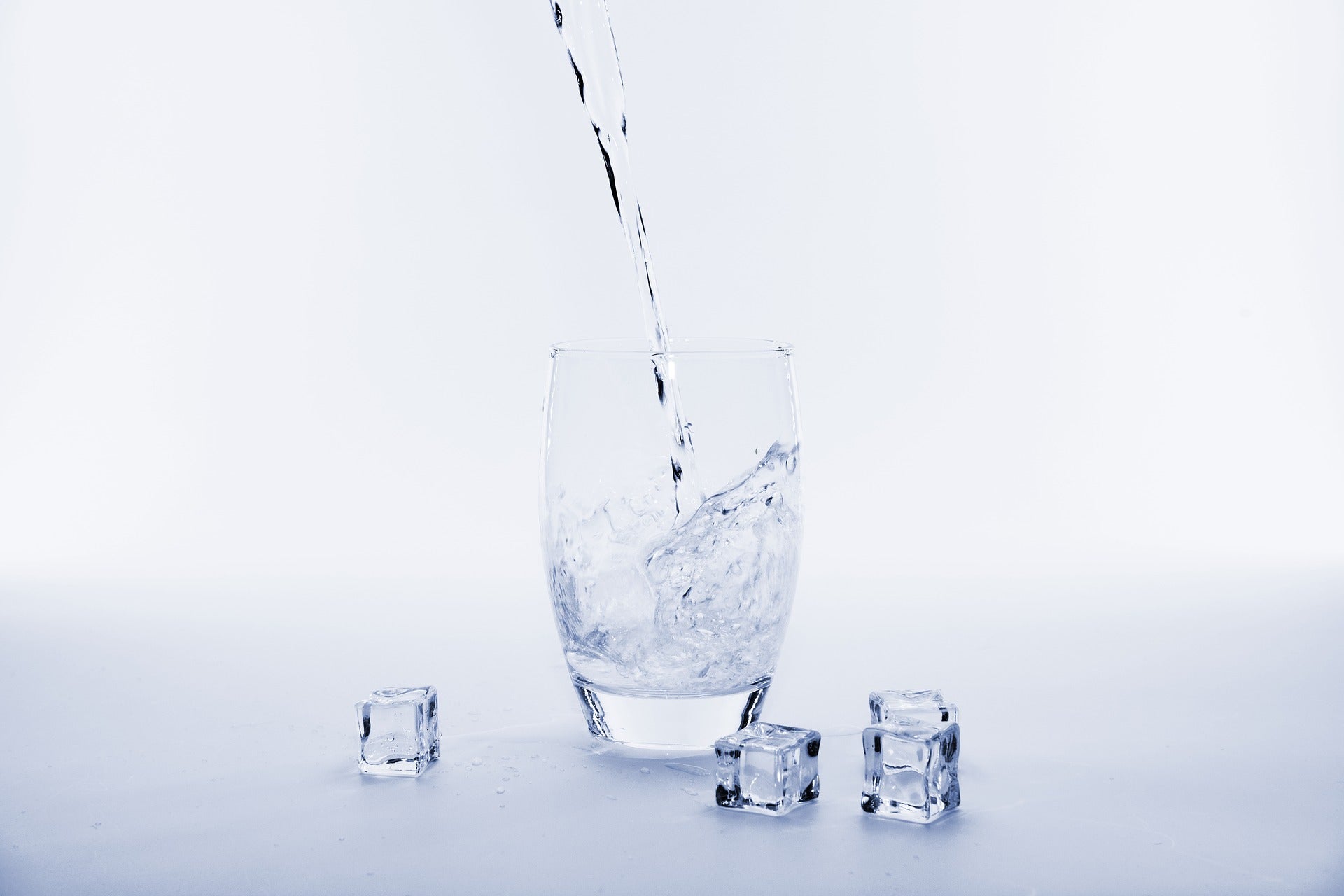 ¿Por qué el agua es transparente? episode artwork
