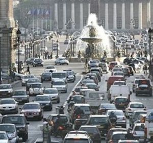 París, circulación de vehículos. París, circulación de vehículos.