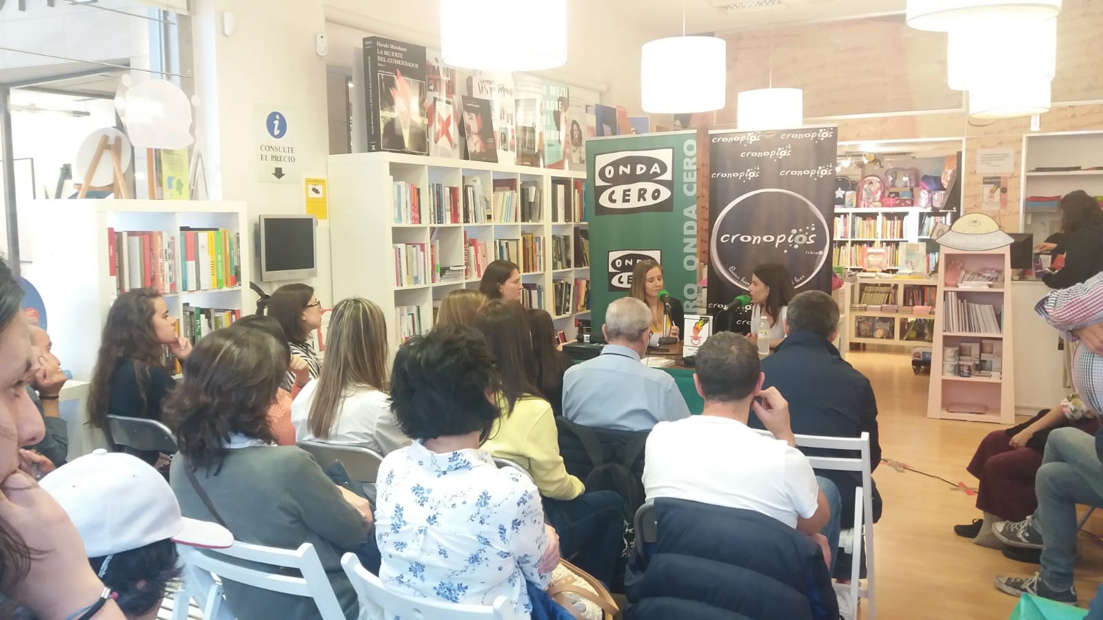 Diana López: "La exaltación de la maternidad aparece en el contexto de crisis económica para atarte la pata al hogar" Diana López: "La exaltación de la maternidad aparece en el contexto de crisis económica para atarte la pata al hogar"