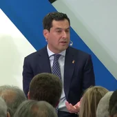 Juanma Moreno, sobre la ruptura de PP y Vox en Madrid: "Nadie puede permitir que gobierne la izquierda" Juanma Moreno, sobre la ruptura de PP y Vox en Madrid: "Nadie puede permitir que gobierne la izquierda"