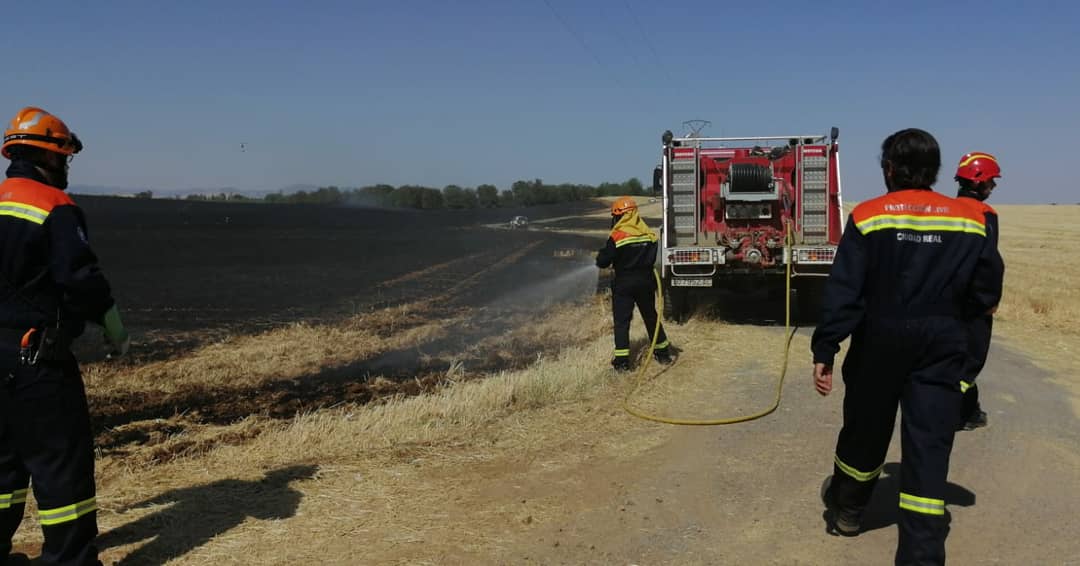 Evacuados unos 50 niños de un campus de verano por un incendio en Ciudad Real Evacuados unos 50 niños de un campus de verano por un incendio en Ciudad Real