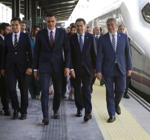 Pedro Sánchez inaugura el AVE Pedro Sánchez inaugura el AVE