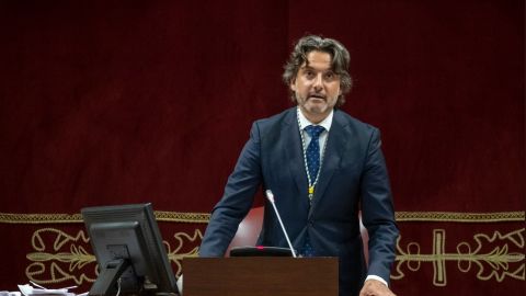 Gustavo Matos, Presidente del Parlamento de Canarias