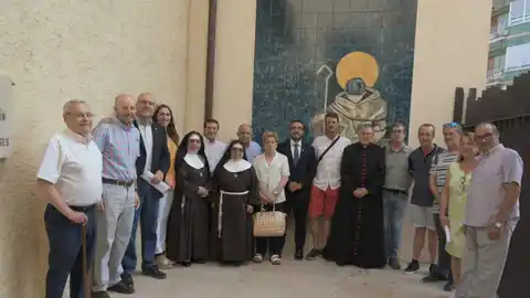 Els membres del patronat durant la visita al centrs d´interpretació de la basílica. Els membres del patronat han visitat el nou centre d´interpretació de la basílica.