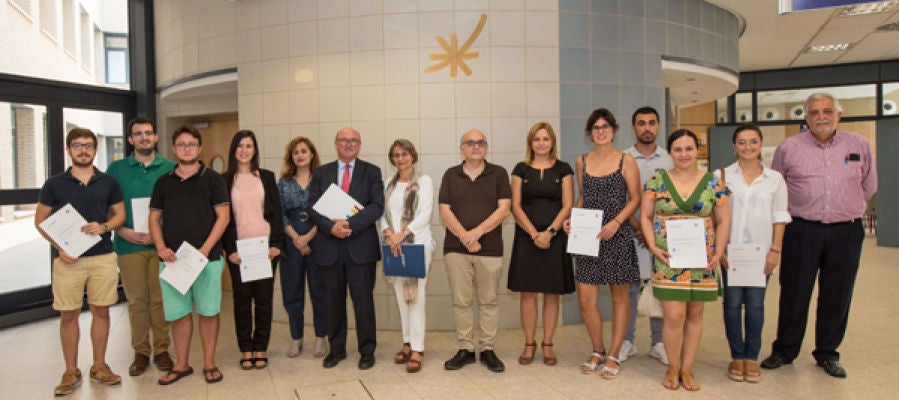 La Fundación Balaguer-Gonel Hermanos destina 15.000 euros a una nueva convocatoria de ayudas de matrícula de posgrado en la UJI La Fundación Balaguer-Gonel Hermanos destina 15.000 euros a una nueva convocatoria de ayudas de matrícula de posgrado en la UJI