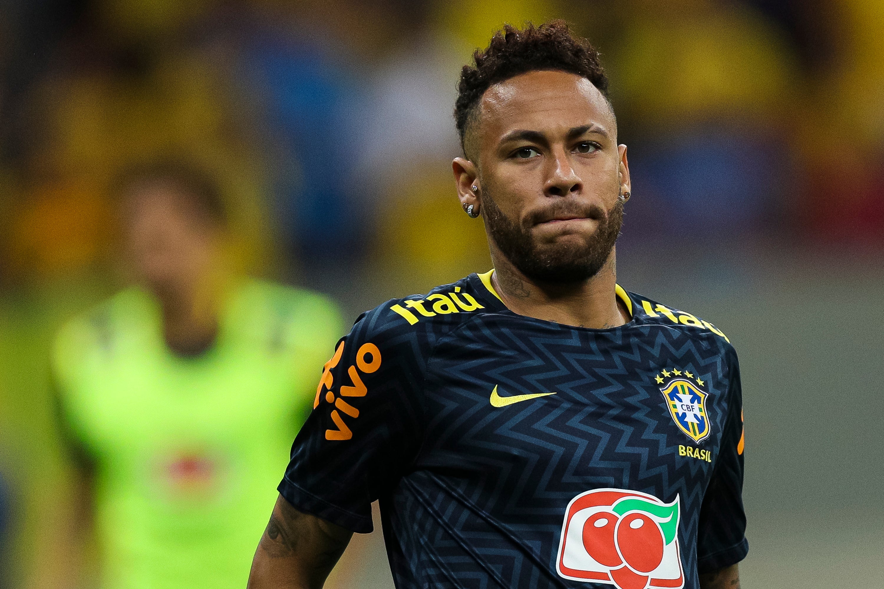 Neymar quiere volver al Barcelona aceptando la rebaja de sueldo y la retirada de la demanda Neymar quiere volver al Barcelona aceptando la rebaja de sueldo y la retirada de la demanda