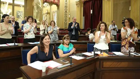 Francina Armengol, en el Pleno del Parlament balear. Francina Armengol, en el Pleno del Parlament balear.