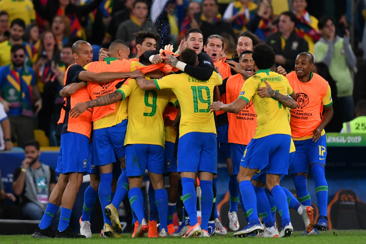 Escucha los goles de la final de la Copa América. Brasil 3 - 1 Perú Escucha los goles de la final de la Copa América. Brasil 3 - 1 Perú