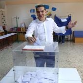 Imagen de Tsipras votando
